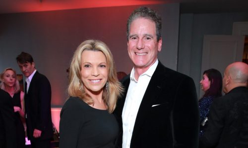 Vanna White marries in surprise wedding with longtime partner John Donaldson