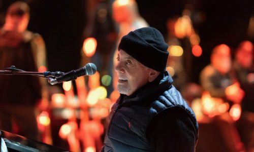 Billy Joel surprises fans with first live performance since brain disorder diagnosis
