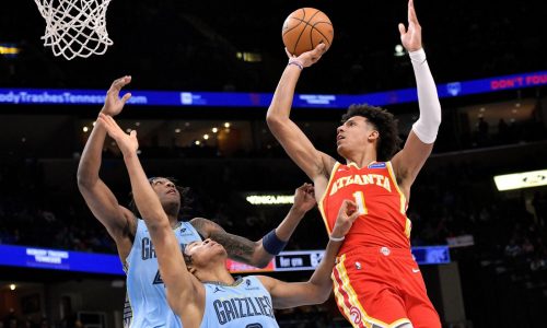 Hawks rompen racha de cuatro derrotas al vencer 124-122 a los Grizzlies