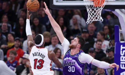 Adebayo anota 26 puntos y 15 rebotes en la victoria del Heat 147-116 sobre el Jazz