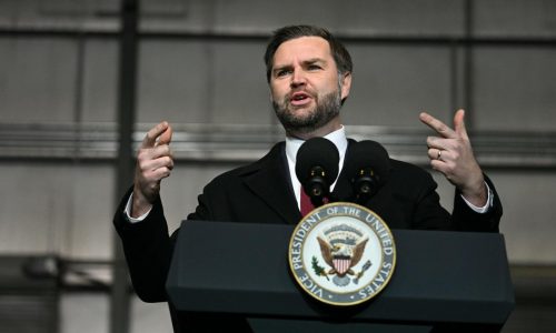 Vance heads to Minneapolis and says ‘far left’ should stop resisting immigration enforcement