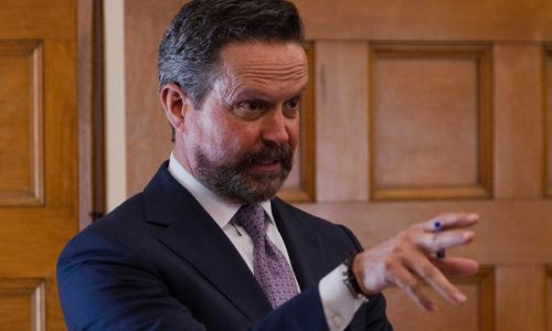 Alan Jackson asks judge to appoint public defender for Nick Reiner