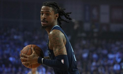Ja Morant anota 24 puntos en su regreso y Grizzlies vencen 126-109 al Magic en Londres