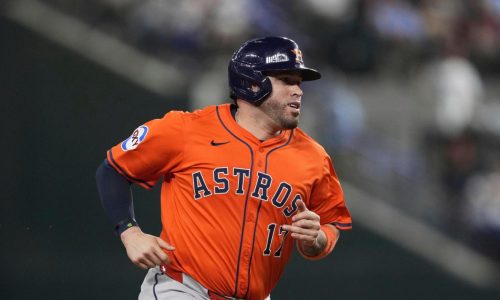 Víctor Caratini y Mellizos acuerdan contrato de dos años y 14 millones, según fuente de AP