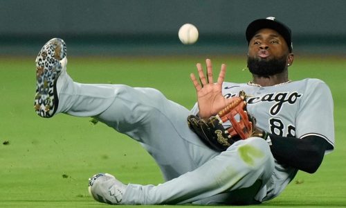 Mets adquieren al jardinero Luis Robert Jr. en canje con Medias Blancas