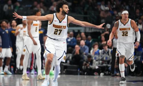 Jamal Murray anota 33 y Nuggets vencen 118-109 a Mavs mientras Cooper Flagg sale lesionado
