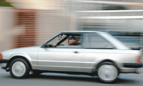 Stop Wasting Money: 4 Signs Your Car Is Junk and How to Sell It Fast