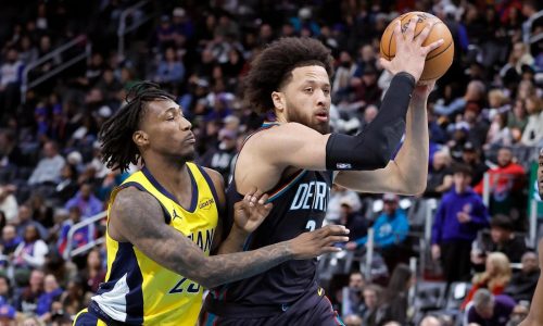 Robinson y Cunningham lideran a Pistons en paliza 121-78 ante Pacers diezmados