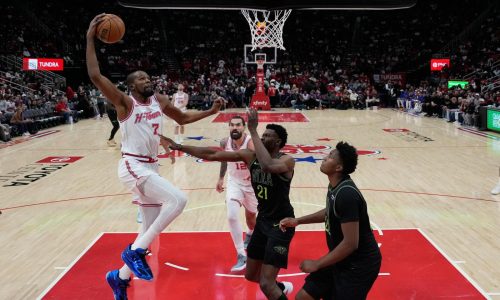 Durant supera a su ‘ídolo’ Dirk Nowitzki y alcanza el 6to lugar entre los anotadores de la NBA