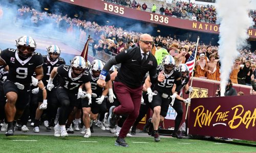 Gophers stock up with transfer defensive tackle Zion Chapman