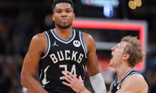 Report: Bucks listening to trade offers for superstar Giannis Antetokounmpo