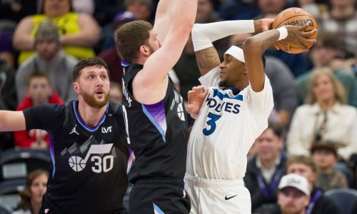 Timberwolves give up double-digit fourth-quarter lead, lose to Jazz