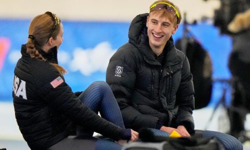 The next Eric Heiden? US speedskater Jordan Stolz draws comparisons ahead of Milan Cortina Olympics