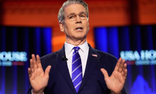 Bessent warns Carney against picking a fight before US-Canada-Mexico trade talks