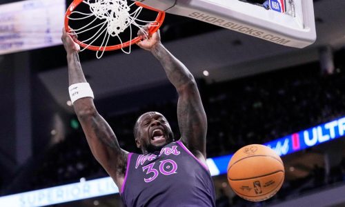 Timberwolves roll to 139-106 victory over Bucks without Edwards or Gobert