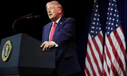 Trump Urges Cuba to Strike Deal With US After Oil, Money Cut Off From Venezuela