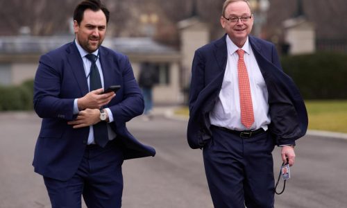 Trump says he wants to keep Hassett in White House, clouding Fed chair selection