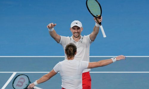 Polonia vence a Estados Unidos en dobles mixtos y avanza a la final de la United Cup contra Suiza