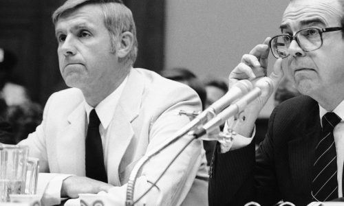 Fallece el doctor William Foege, líder en la erradicación de la viruela