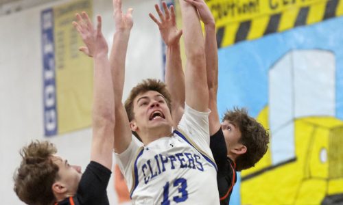 Div. 3-5 boys basketball preview: Norwell out to reload, Holland School looks powerful