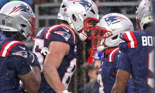 Patriots look ahead to AFC title game in Denver: ‘The environment will be a lot’
