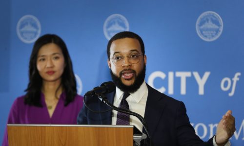 Howie Carr: The soap opera that’s City Hall