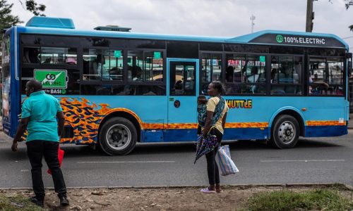 África acelera el transporte público eléctrico con ensamblaje local y financiación innovadora