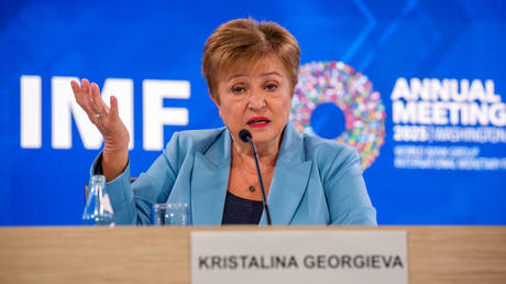 IMF issues national debt warning to US