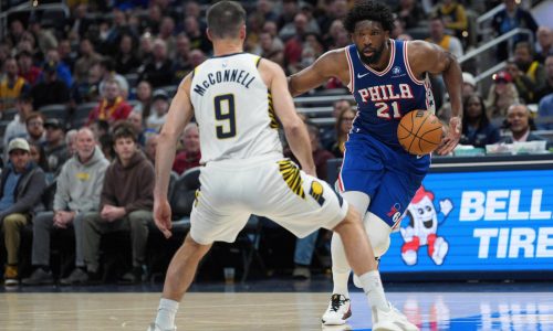 Maxey y Embiid conducen a 76ers hacia paliza 135-114 ante Pacers