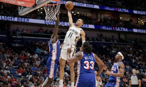 Jordan Poole impulsa a Pelicans en la segunda mitad y vencen 126-111 a los 76ers