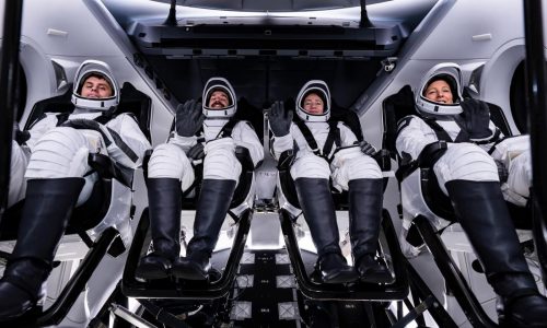 Nuevos astronautas parten a la Estación Espacial Internacional tras evacuación médica