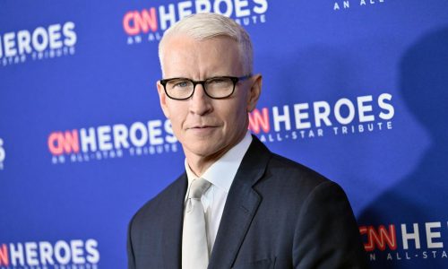 Anderson Cooper anuncia su salida de “60 Minutes”; permanecerá en CNN