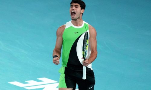 Carlos Alcaraz vence a Djokovic y se convierte en el hombre más joven en completar un Grand Slam
