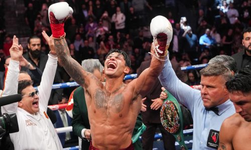 Ryan García vence a Mario Barrios por decisión unánime y gana el título wélter del CMB