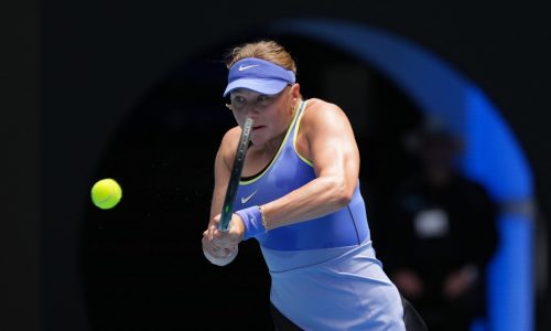 Herman: Reporters try to drag tennis into politics