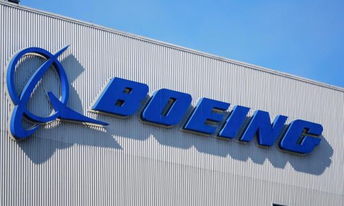 Families of plane crash victims ask US appeals court to revive a criminal case against Boeing