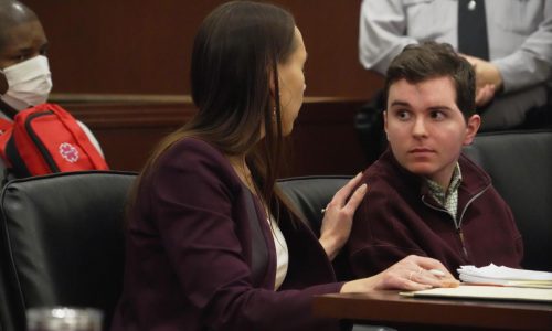 Cadena perpetua sin libertad condicional para adolescente por asesinatos en Carolina del Norte