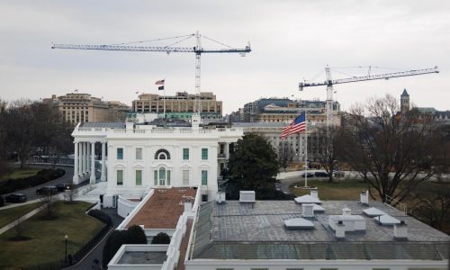 Juez da aval para que siga la construcción del salón de baile de $400 millones en la Casa Blanca