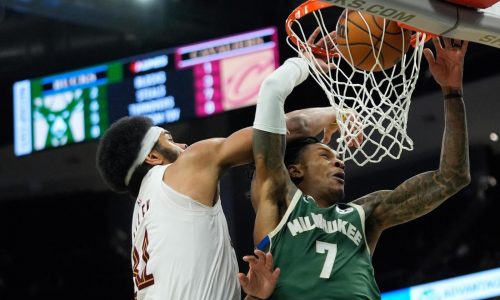 Porter y Rollins encaminan a Bucks a victoria 118-116 ante Cavaliers disminuidos