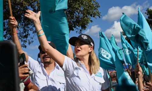 Costa Rica sale a votar el domingo con el oficialismo como favorito