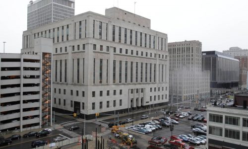 3 scientists were charged in worm smuggling scheme. Lawyers say China helped get the case dismissed