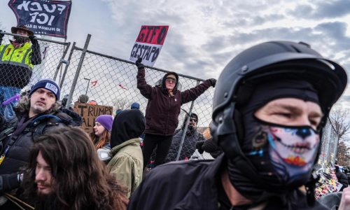 Jueza ordena al DHS dar a migrantes detenidos en Minnesota acceso rápido a abogados