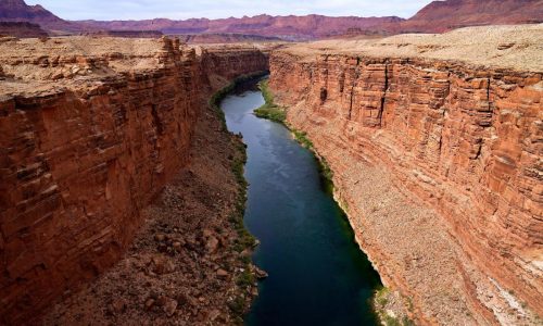 Estados de EEUU que dependen del río Colorado incumplen plazo para alcanzar consenso
