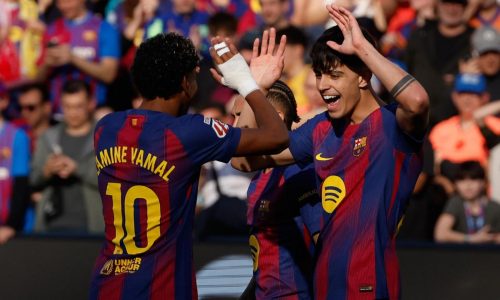 Barcelona aprovecha tropiezo del Real Madrid y retoma liderato de La Liga con triunfo ante Levante