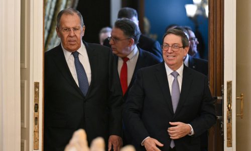 Rusia recibe al canciller de Cuba e insta a Estados Unidos a no bloquear la isla