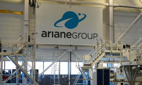 Un vistazo al lanzamiento inaugural del cohete europeo Ariane 64, en cifras