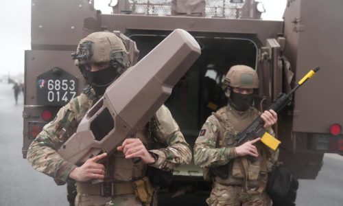 Cinco países europeos invertirán millones para usar tecnología ucraniana en defensa antidrones