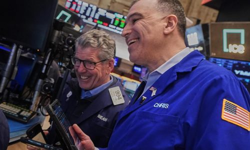 Wall Street drifts as gold rises back above $5,000