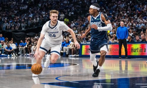Los Grizzlies vencen 124-105 a los Mavericks con 25 puntos del suplente Cam Spencer