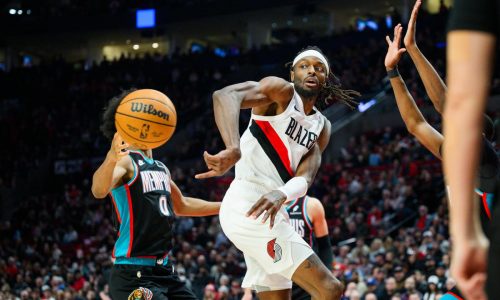 Grant anota 23 puntos y Trail Blazers aplastan a Grizzlies por 135-115